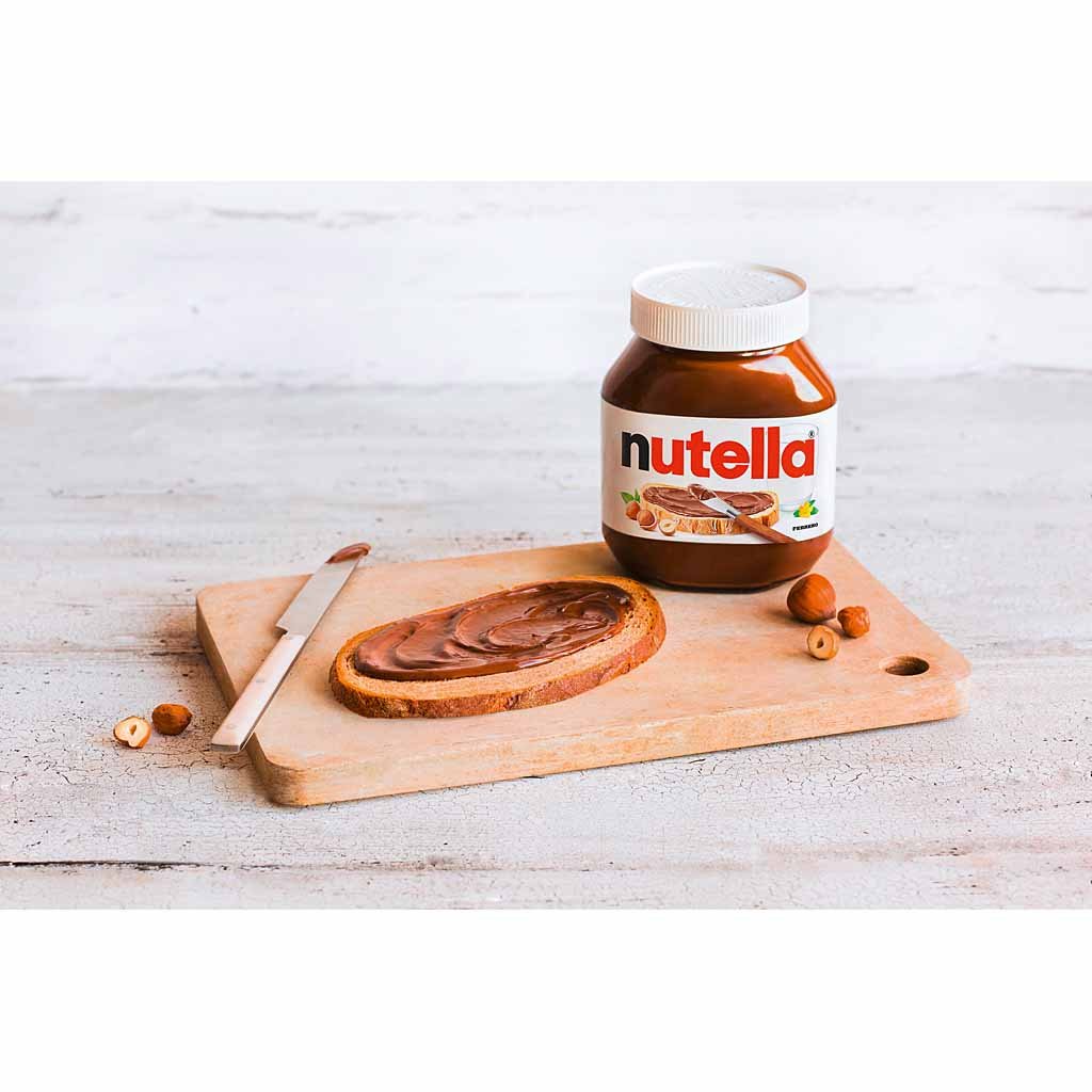 https://www.lebensmittel-sonderposten.de/media/image/93/36/69/Nutella_Brotaufstrich_promo2_96dpi.jpg